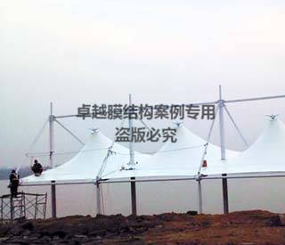 商丘永城日月湖景區高爾夫球場膜結構發球臺