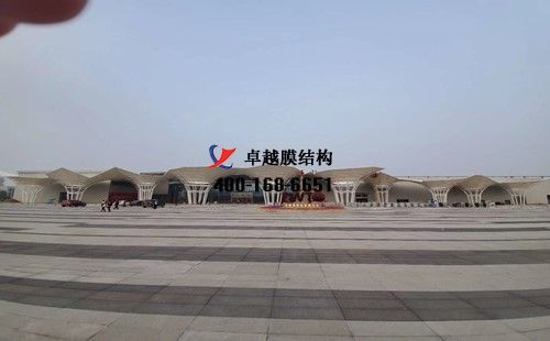 鄭州中大門直購保稅體驗中心<font color='red'>膜結構景觀</font>/遮陽景觀工程動態